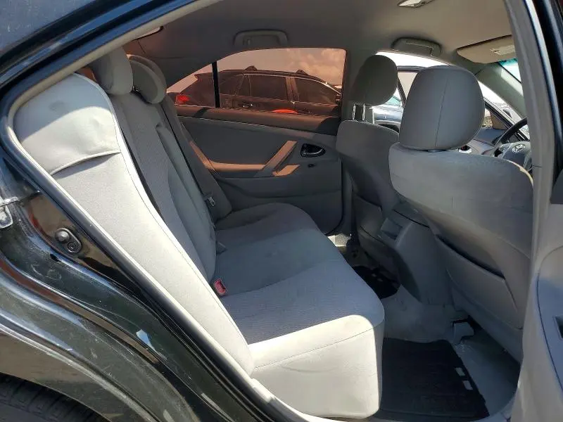 2011 TOYOTA CAMRY BASE  
