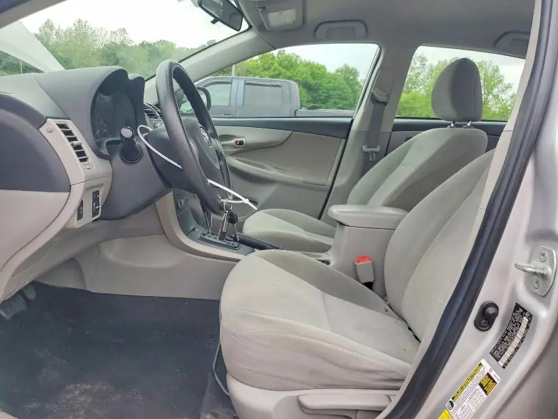 2011 TOYOTA COROLLA BASE  