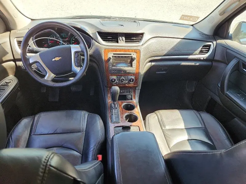 2014 CHEVROLET TRAVERSE LT  