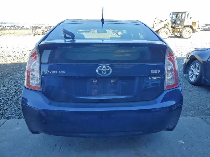 2015 TOYOTA PRIUS   