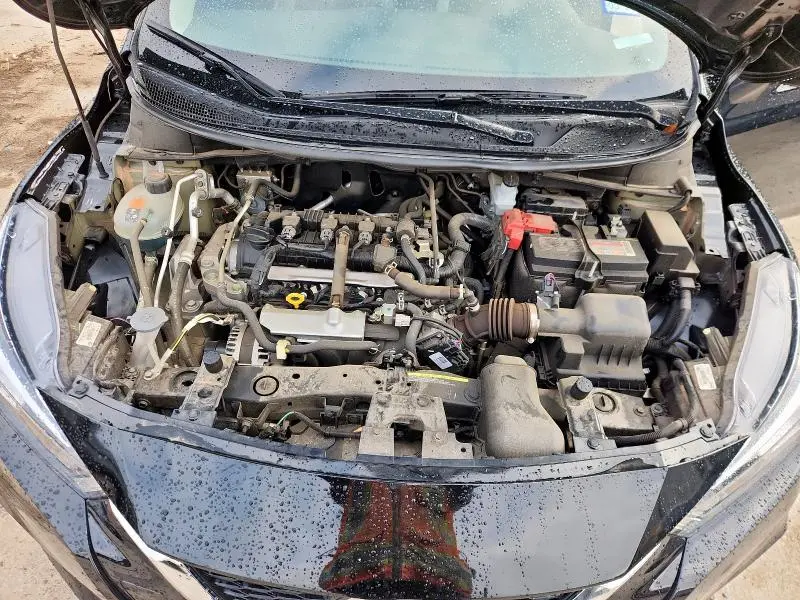2022 NISSAN VERSA SV  