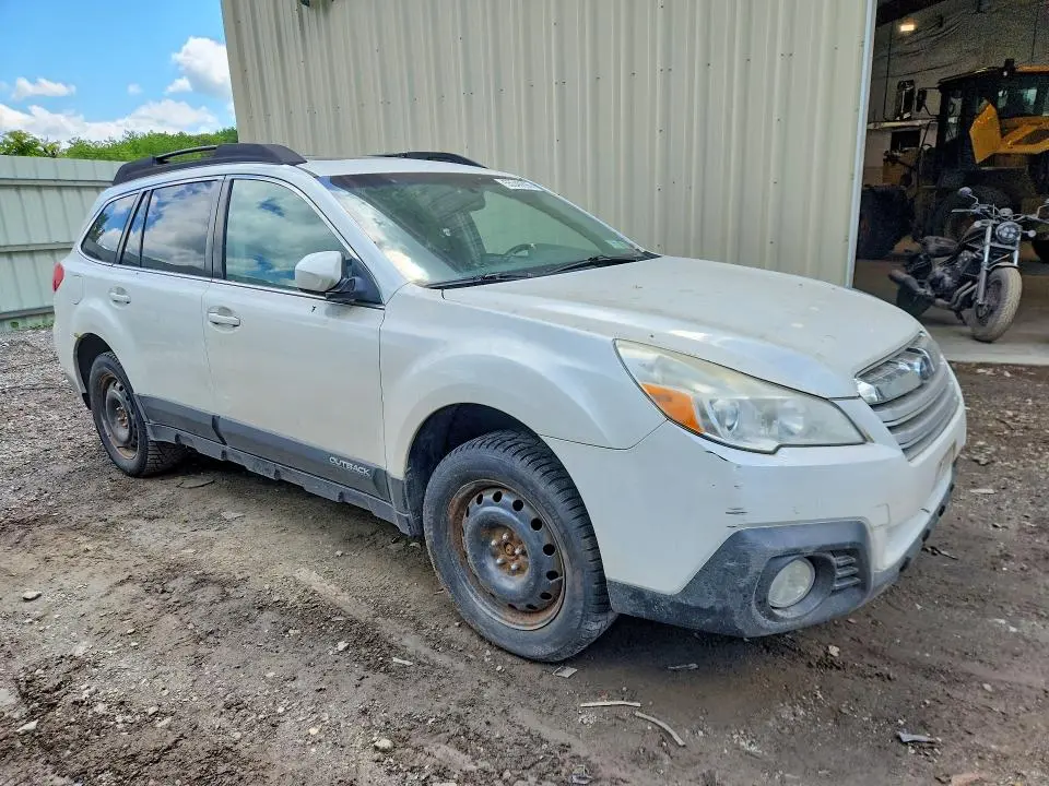 2013 SUBARU OUTBACK 3.6R LIMITED  