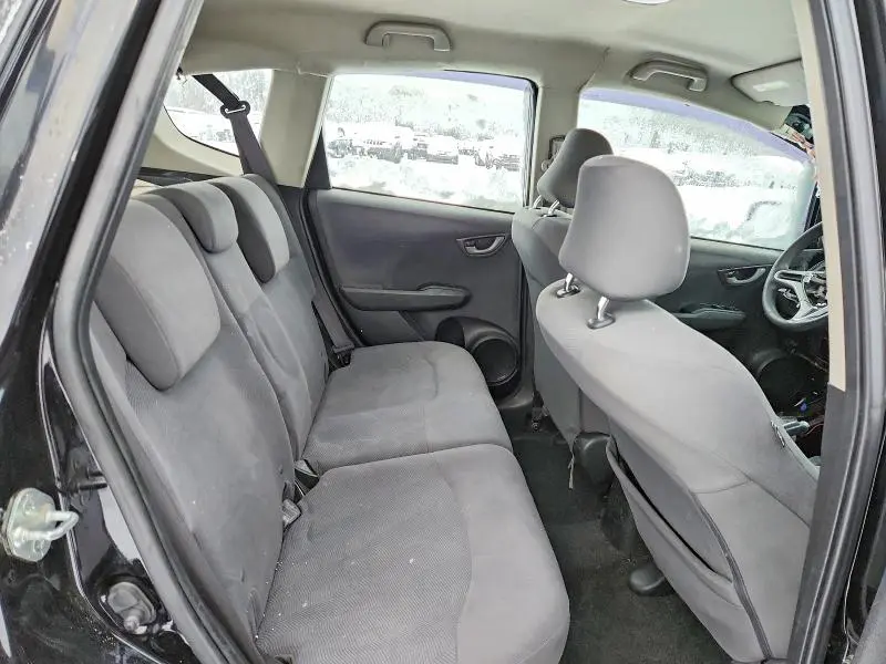 2012 HONDA FIT   