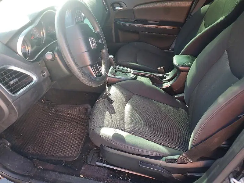 2014 DODGE AVENGER SE  