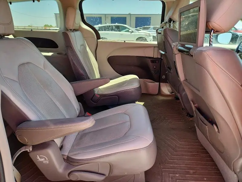 2017 CHRYSLER PACIFICA TOURING L PLUS  