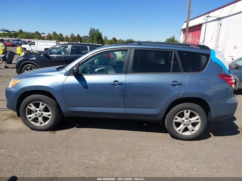 2012 TOYOTA RAV4  