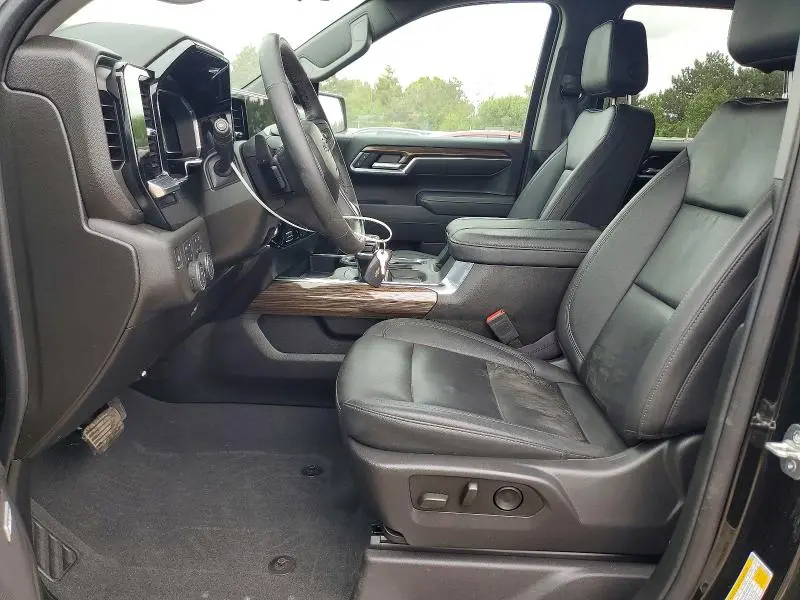 2025 CHEVROLET SILVERADO K1500 RST  