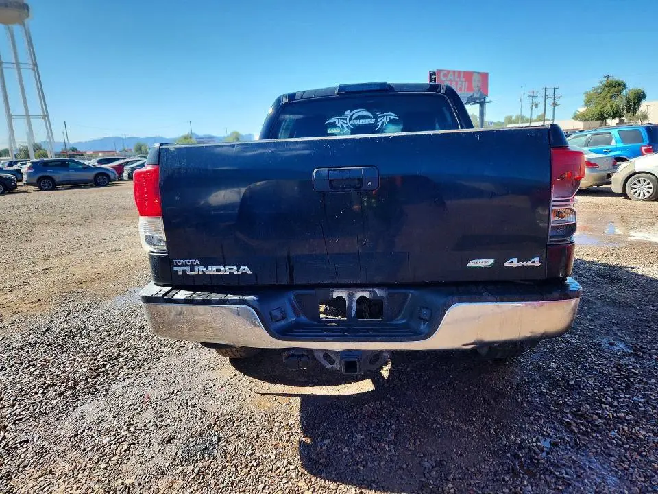 2013 TOYOTA TUNDRA CREWMAX SR5  