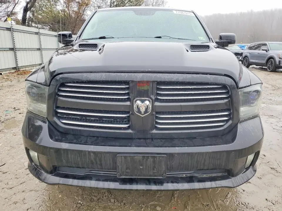 2015 RAM 1500 SPORT  