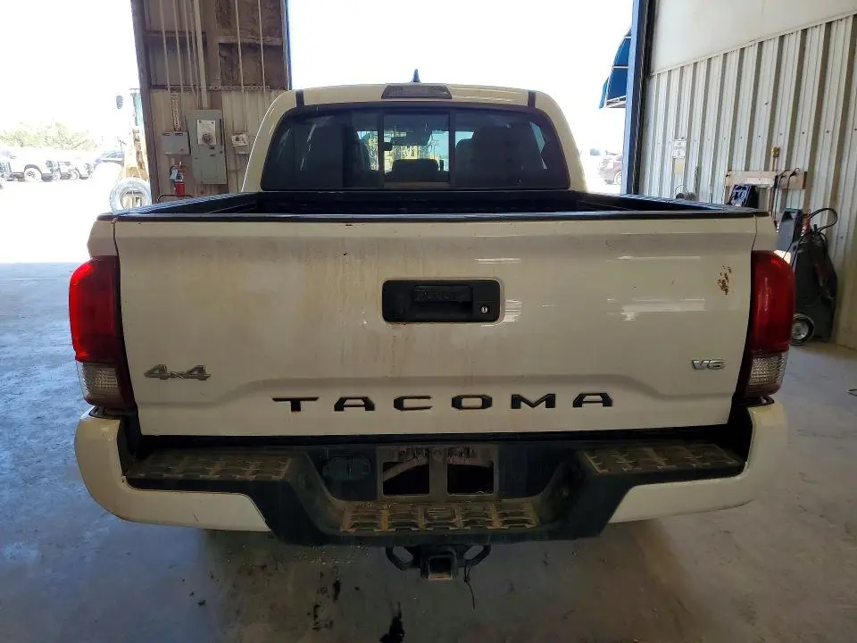 2019 TOYOTA TACOMA SR V6  