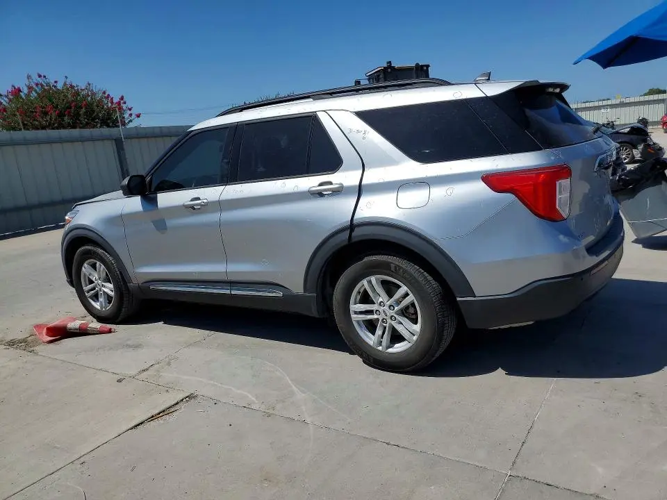 2021 FORD EXPLORER XLT  