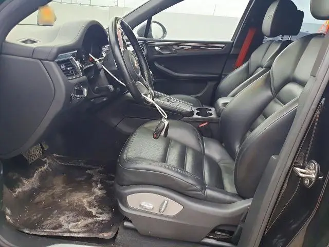 2017 PORSCHE MACAN GTS  
