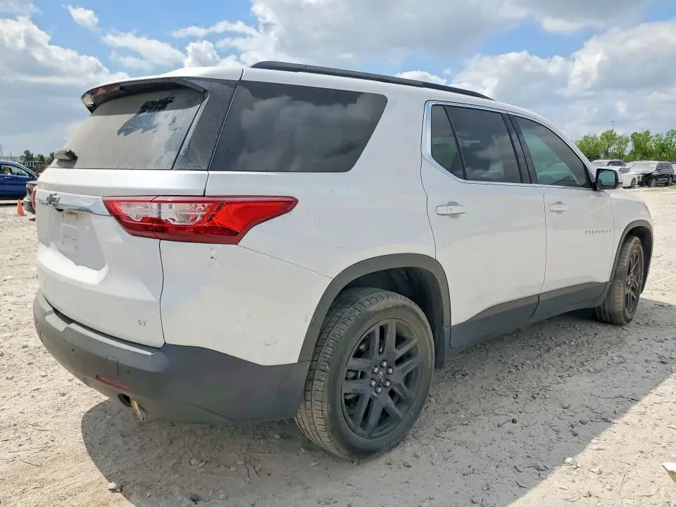 2021 CHEVROLET TRAVERSE LT  