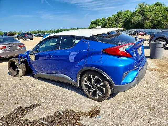 2019 TOYOTA C-HR XLE  