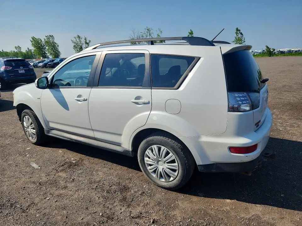 2012 MITSUBISHI OUTLANDER SE  