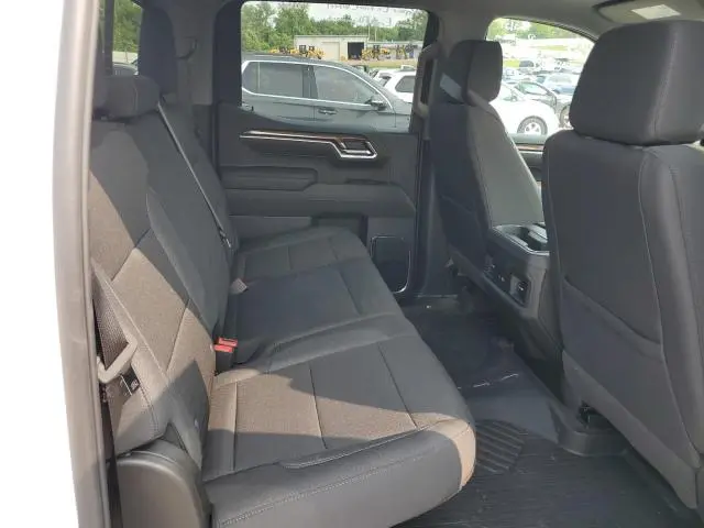 2025 CHEVROLET SILVERADO K1500 LT  