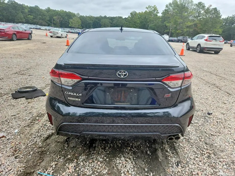 2020 TOYOTA COROLLA SE  