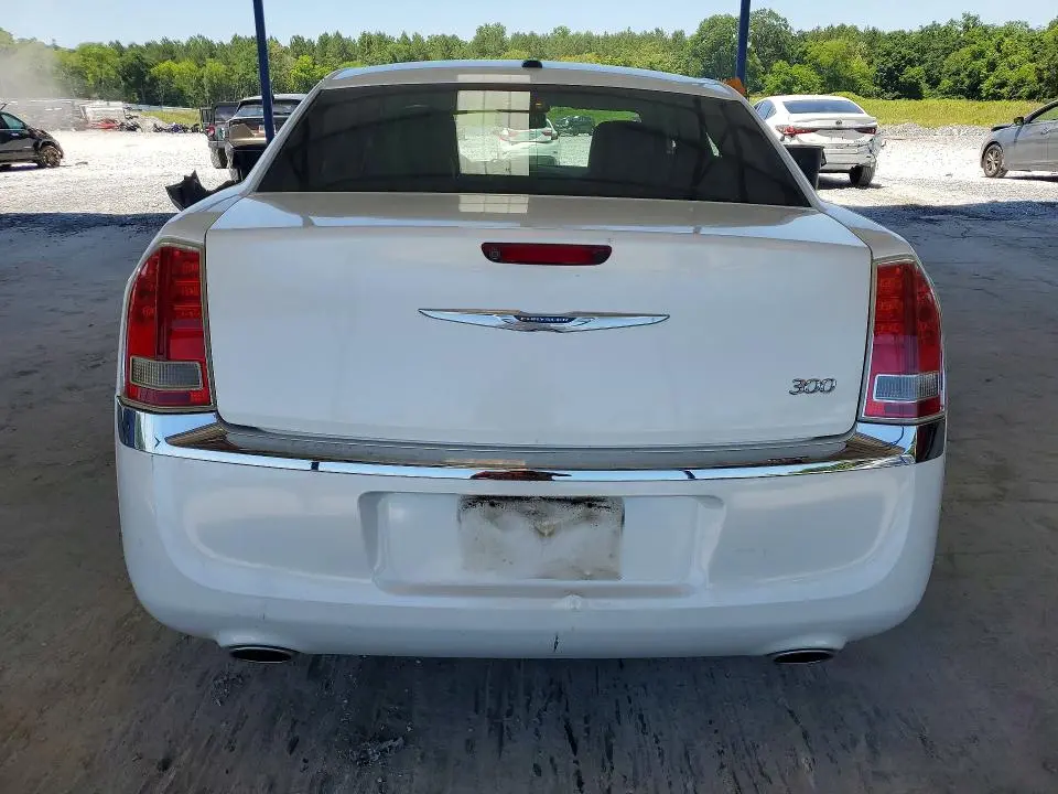 2013 CHRYSLER 300   