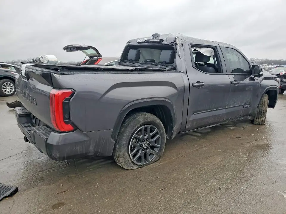2024 TOYOTA TUNDRA CREWMAX PLATINUM  