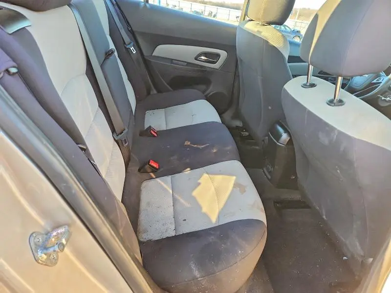 2014 CHEVROLET CRUZE LS  