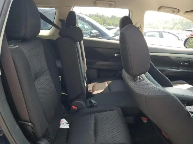 2014 MITSUBISHI OUTLANDER SE  