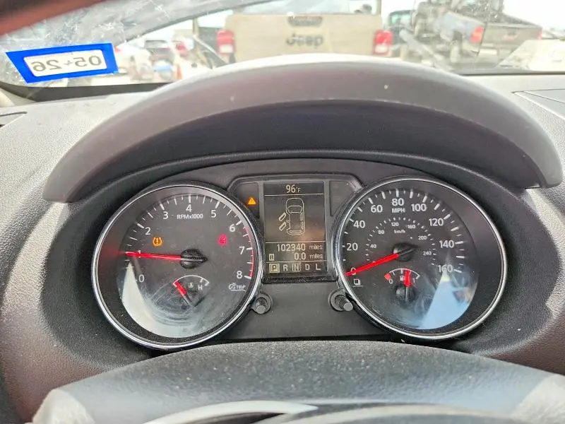 2013 NISSAN ROGUE S  