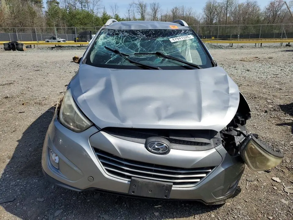 2015 HYUNDAI TUCSON SE  