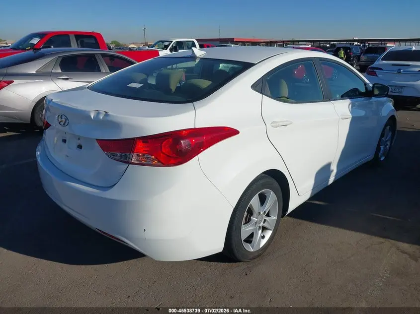 2013 HYUNDAI ELANTRA GLS