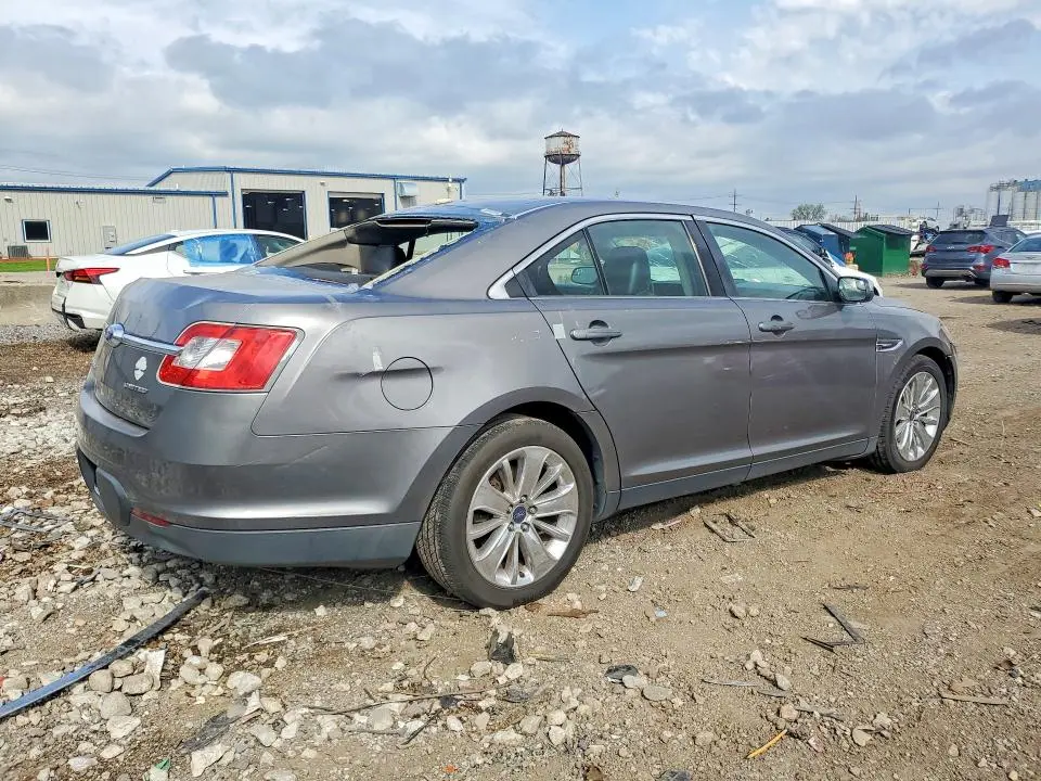 2012 FORD TAURUS LIMITED  