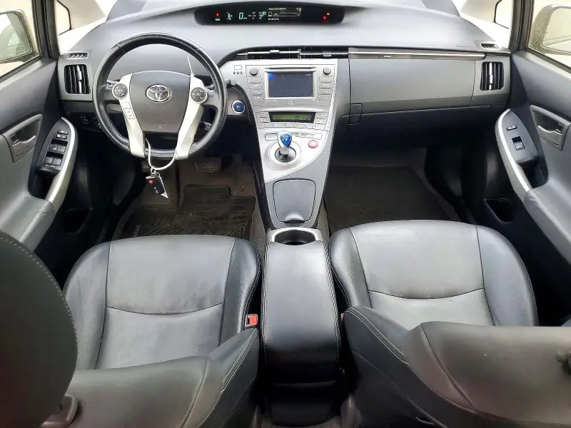 2015 TOYOTA PRIUS FIVE  
