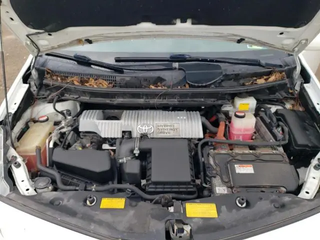 2014 TOYOTA PRIUS V   