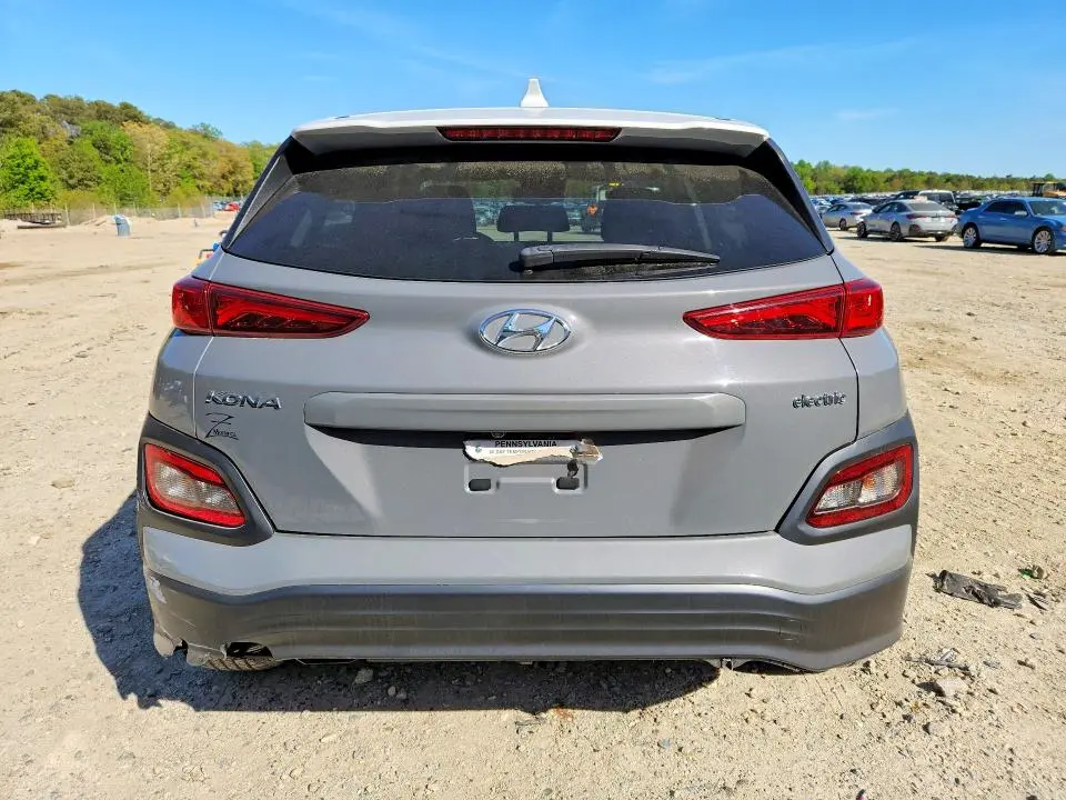 2021 HYUNDAI KONA SEL  