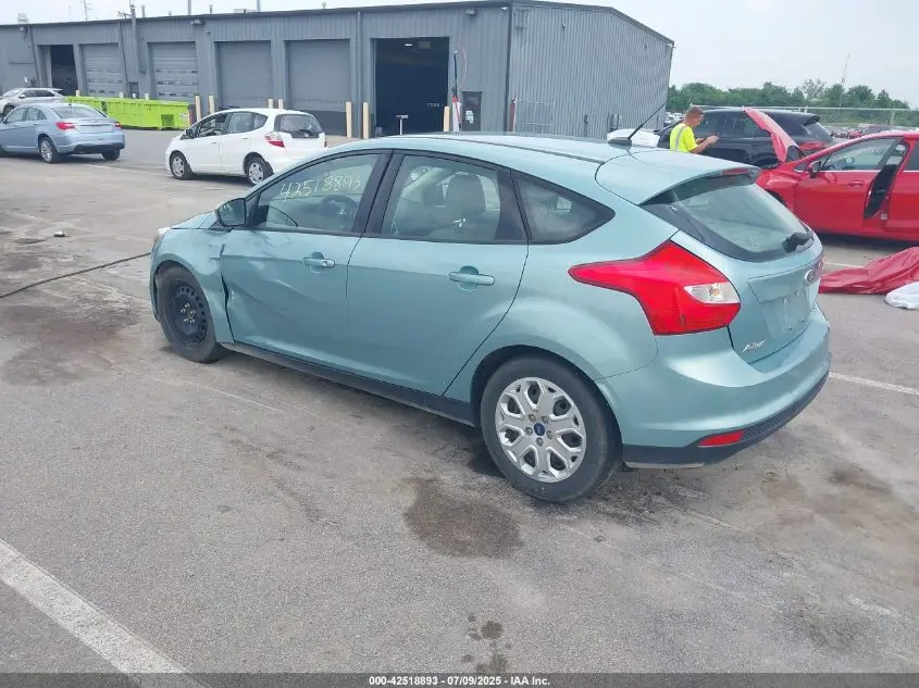 2012 FORD FOCUS SE