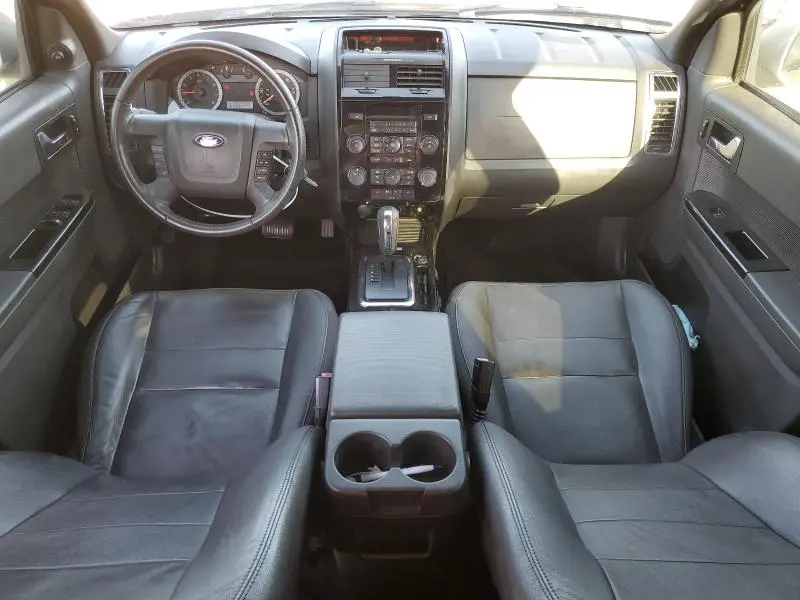 2011 FORD ESCAPE LIMITED  