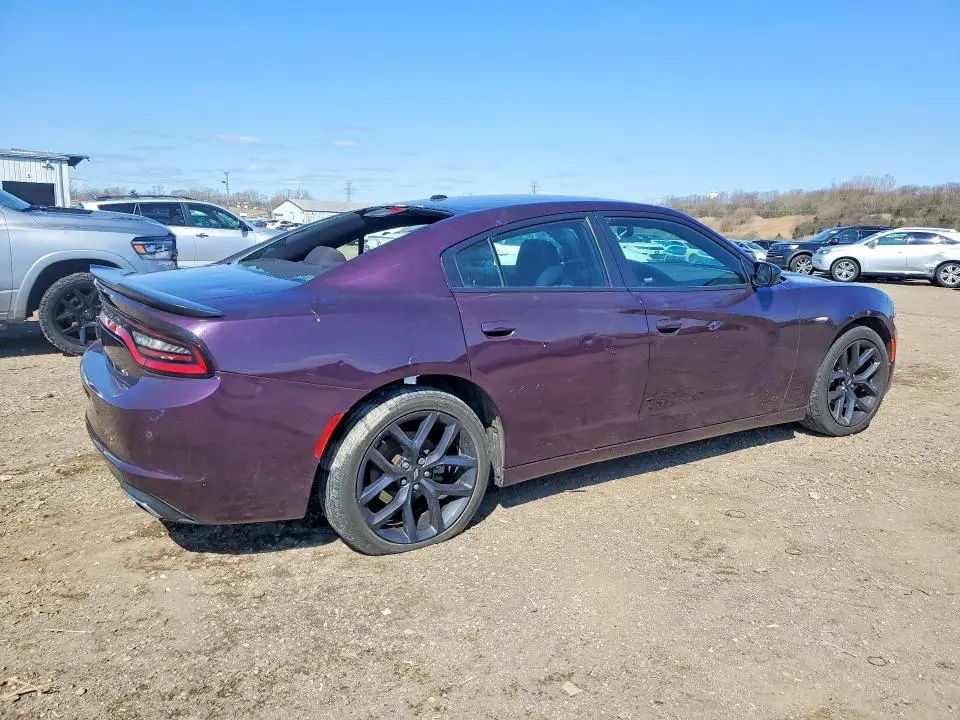 2021 DODGE CHARGER SXT  