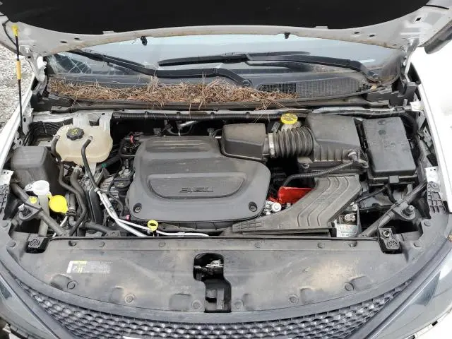 2020 CHRYSLER VOYAGER L  