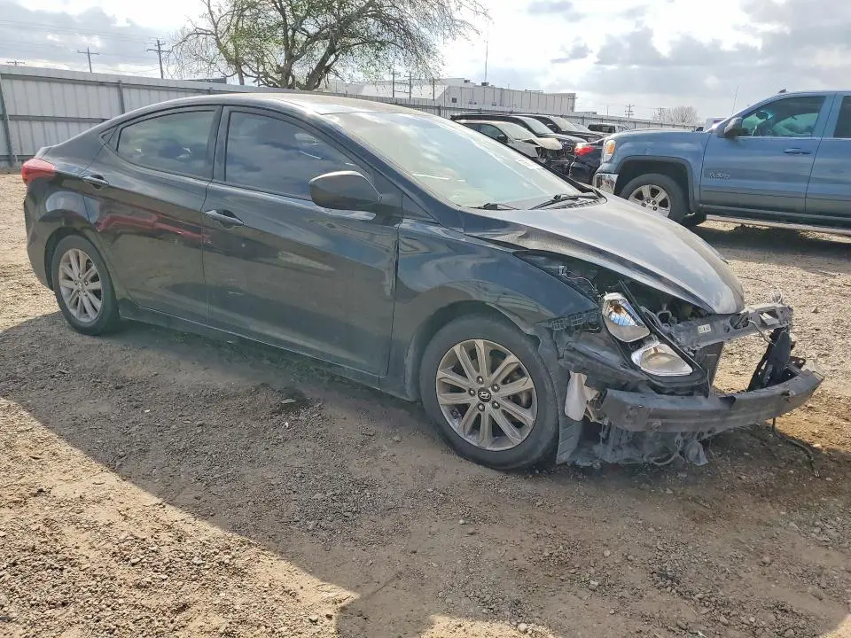 2014 HYUNDAI ELANTRA SE  