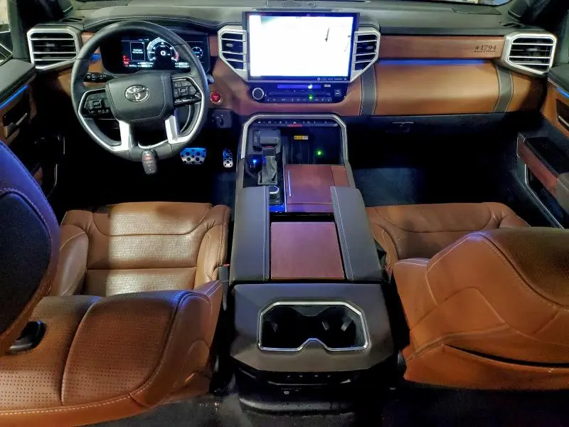 2023 TOYOTA TUNDRA CREWMAX PLATINUM  
