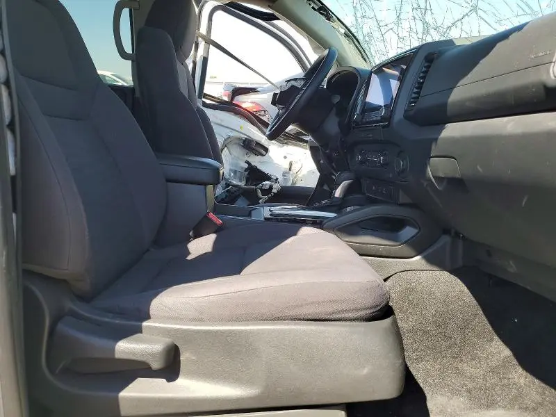 2023 NISSAN FRONTIER S  