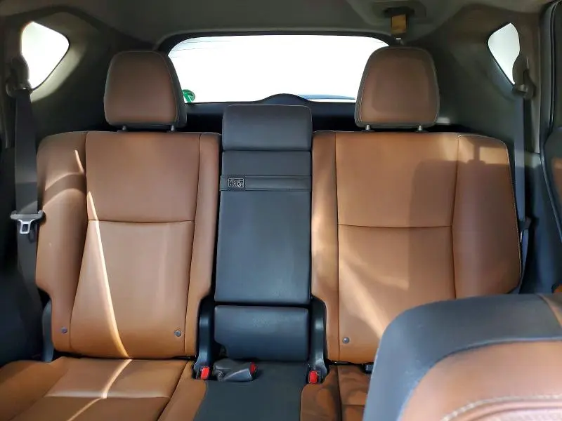 2017 TOYOTA RAV4 HV LIMITED  