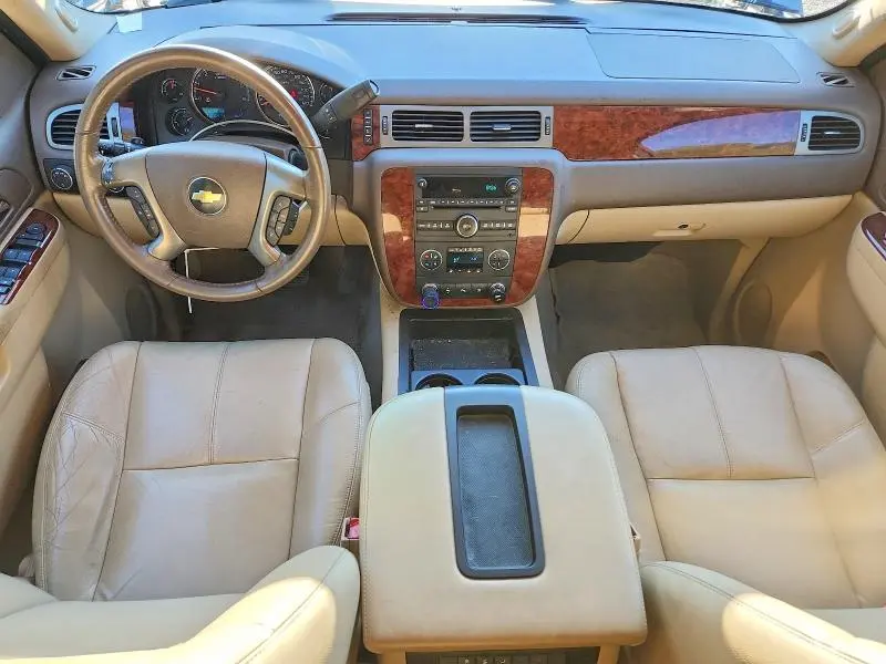 2011 CHEVROLET TAHOE K1500 LT  
