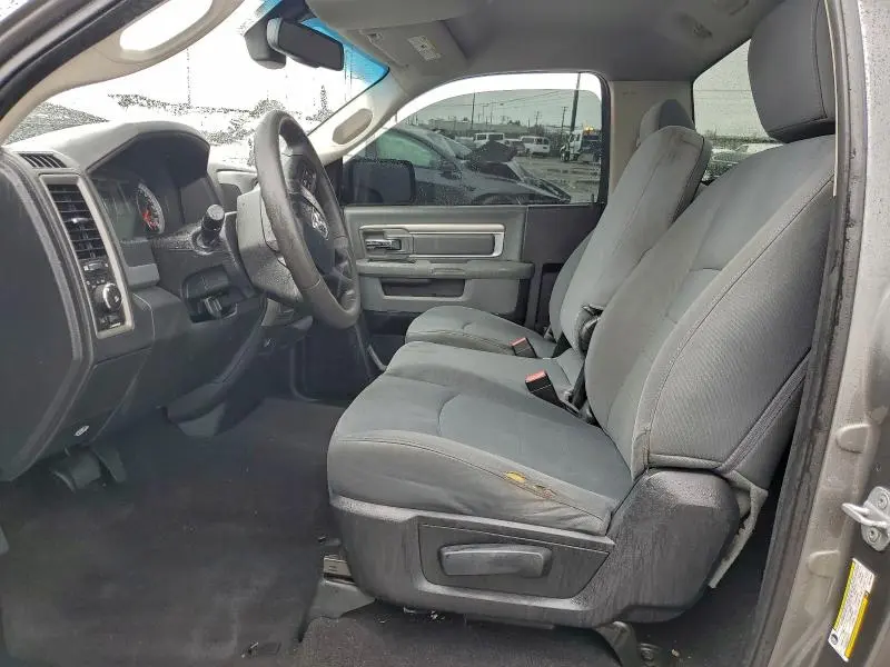 2013 RAM 1500 ST  