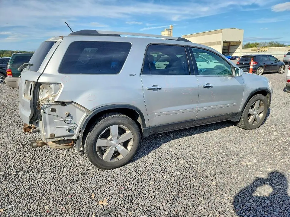 2011 GMC ACADIA SLT-1  