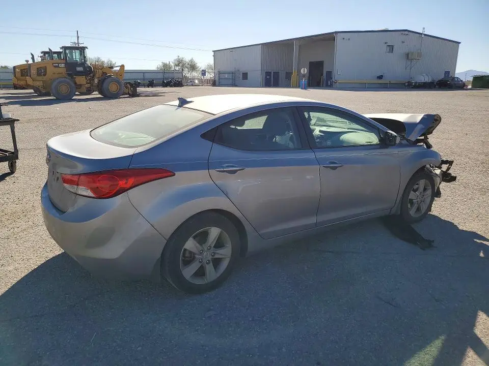2013 HYUNDAI ELANTRA   