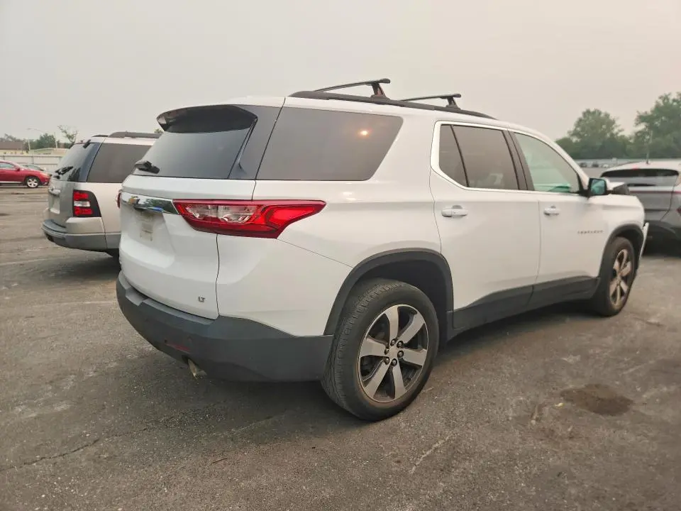2020 CHEVROLET TRAVERSE LT  