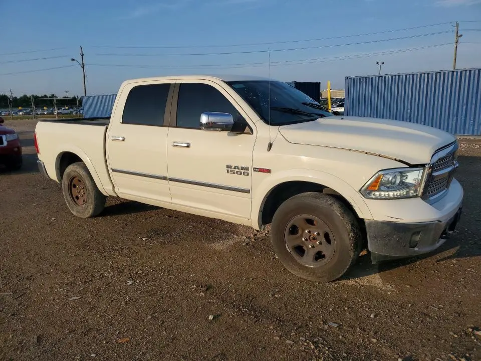 2016 RAM 1500 LARAMIE  