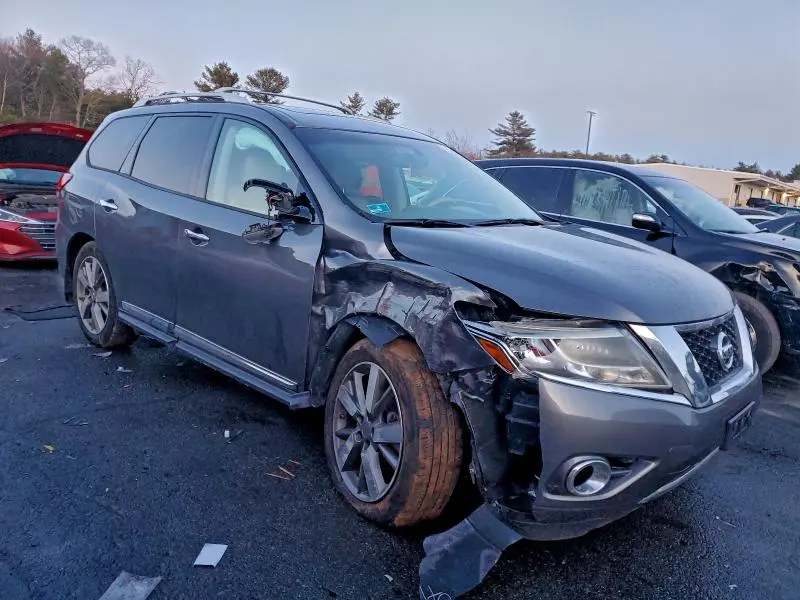 2015 NISSAN PATHFINDER S  