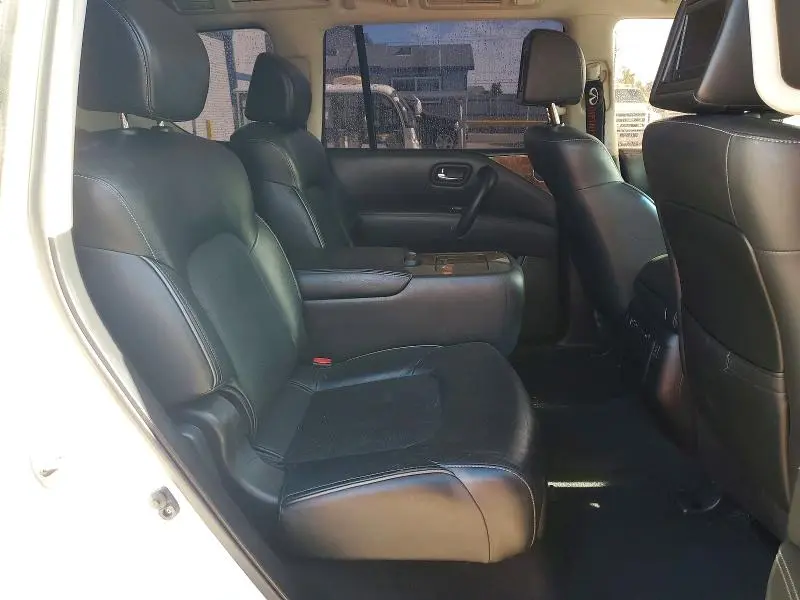 2015 INFINITI QX80   