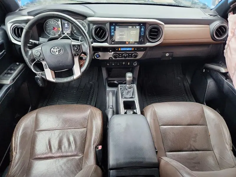 2017 TOYOTA TACOMA LIMITED  