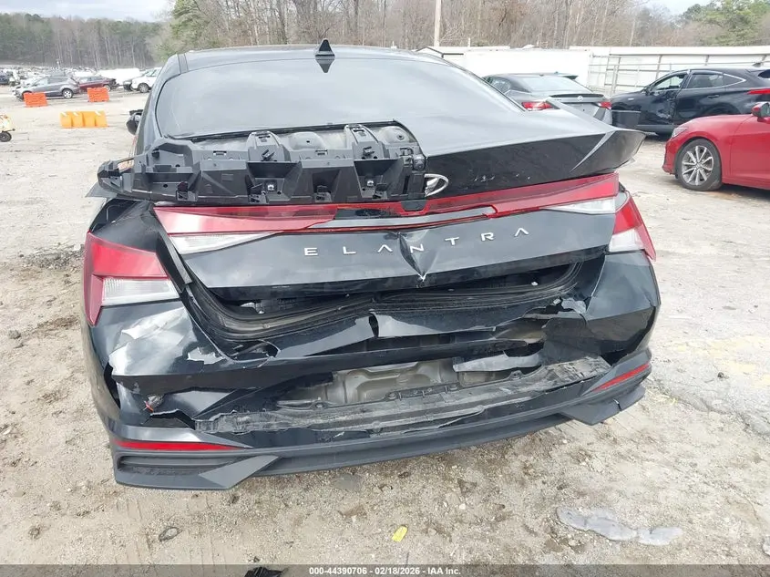 2023 HYUNDAI ELANTRA SEL